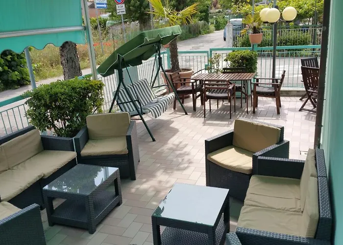 萨维娜酒店 酒店