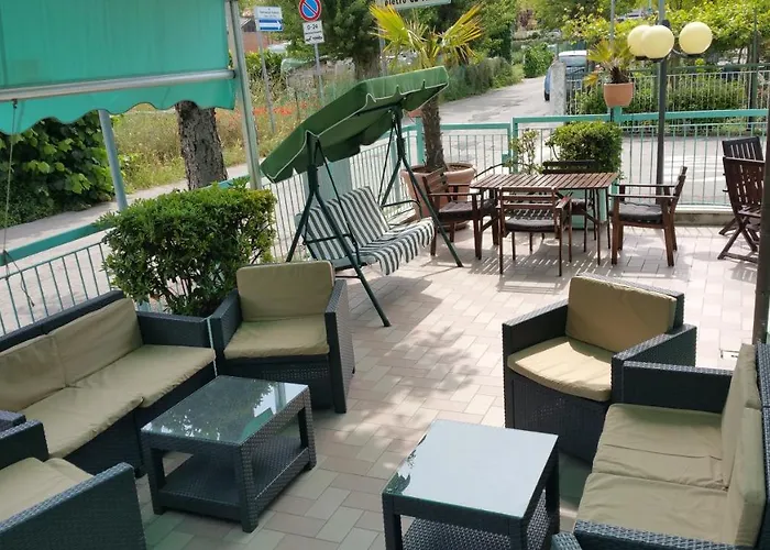 萨维娜酒店 3*