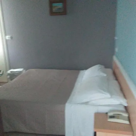 Savina ホテル 3*
