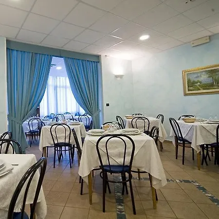 Savina Hotel Rímini
